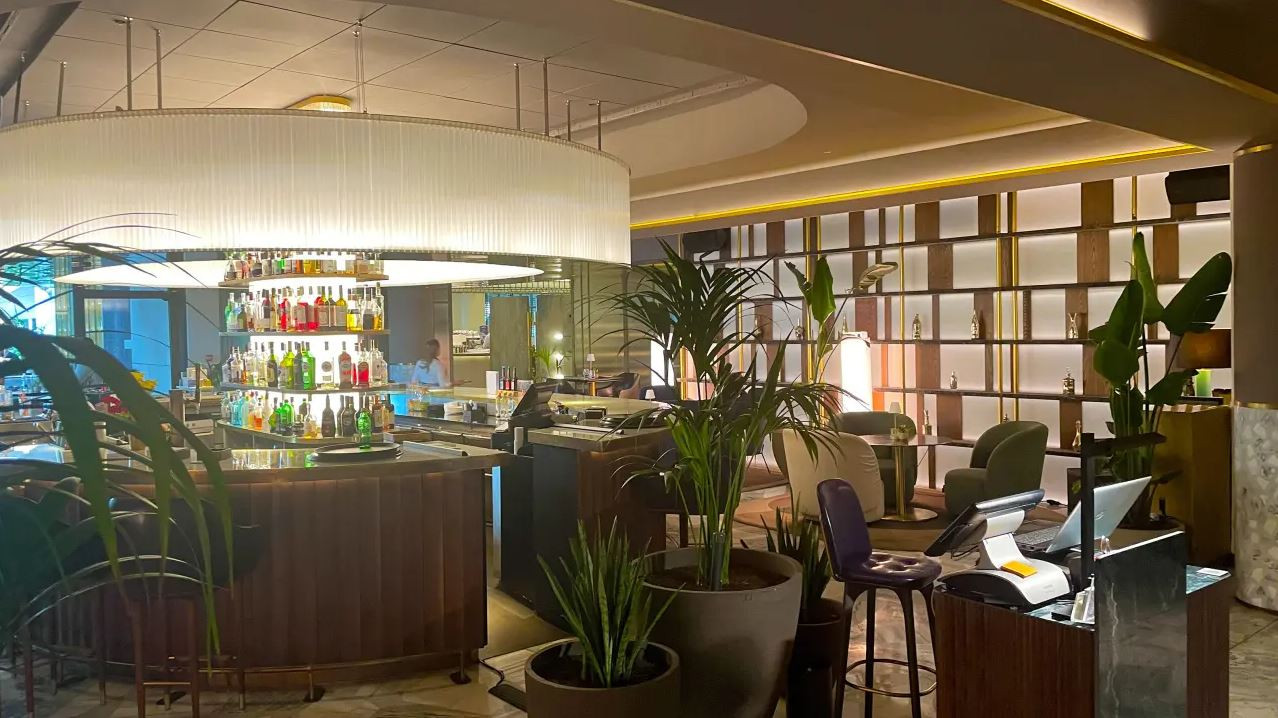 Hệ thống âm thanh khu vực nhà hàng & quầy bar