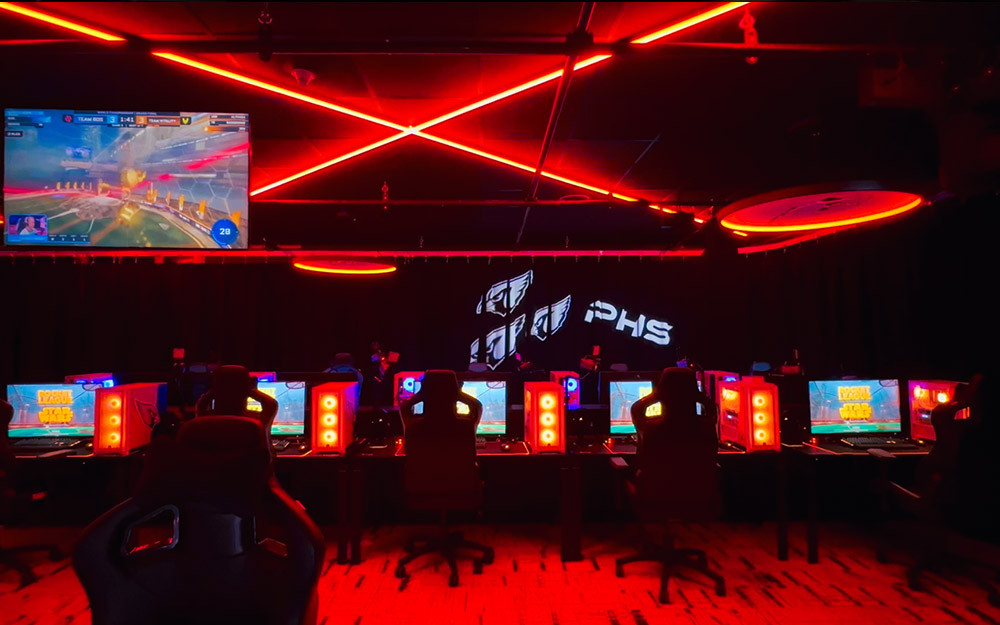 Đấu trường eSports Trường Trung học Plainfield