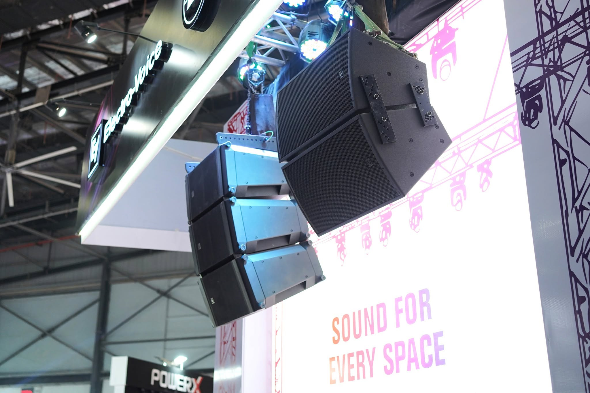Electro-Voice EVF G2 tại PALM Expo 2026