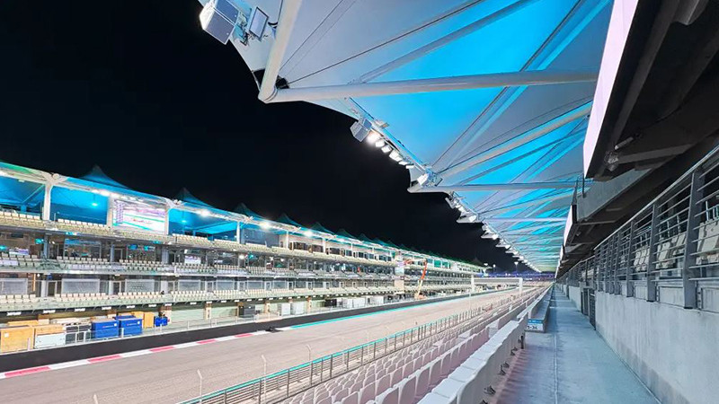 Hệ thống âm thanh kỹ thuật số tại Electro-Voice và Dynacord đường đua Yas Marina Circuit ở Abu Dhabi