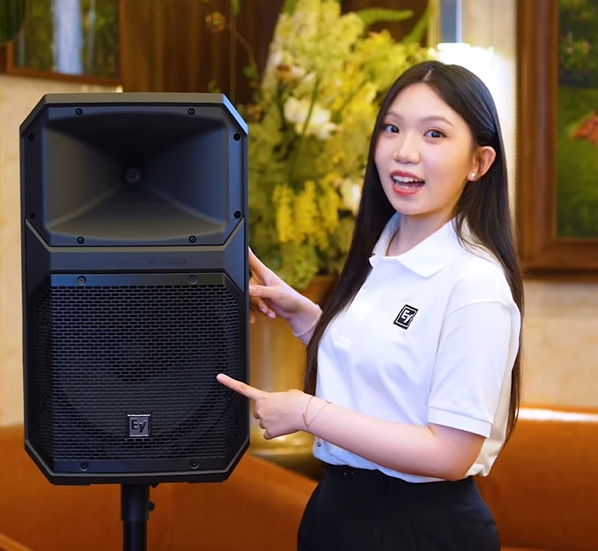 KARAOKE TẠI GIA CÙNG DÒNG LOA EVIVA MỚI
